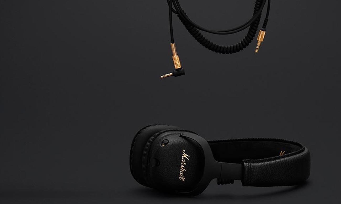 Odpinany, dwustronny kabel w słuchawkach Marshall Mid ANC Black BT
