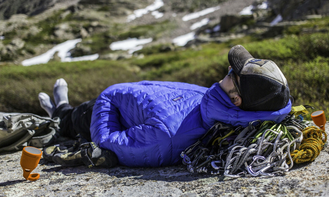 Konstrukcja i mocowanie głośnika przenośnego Polk Audio Swimmer Duo