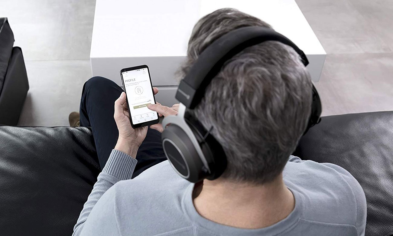 Bateria i mikrofon w słuchawkach Beyerdynamic Amiron Wireless