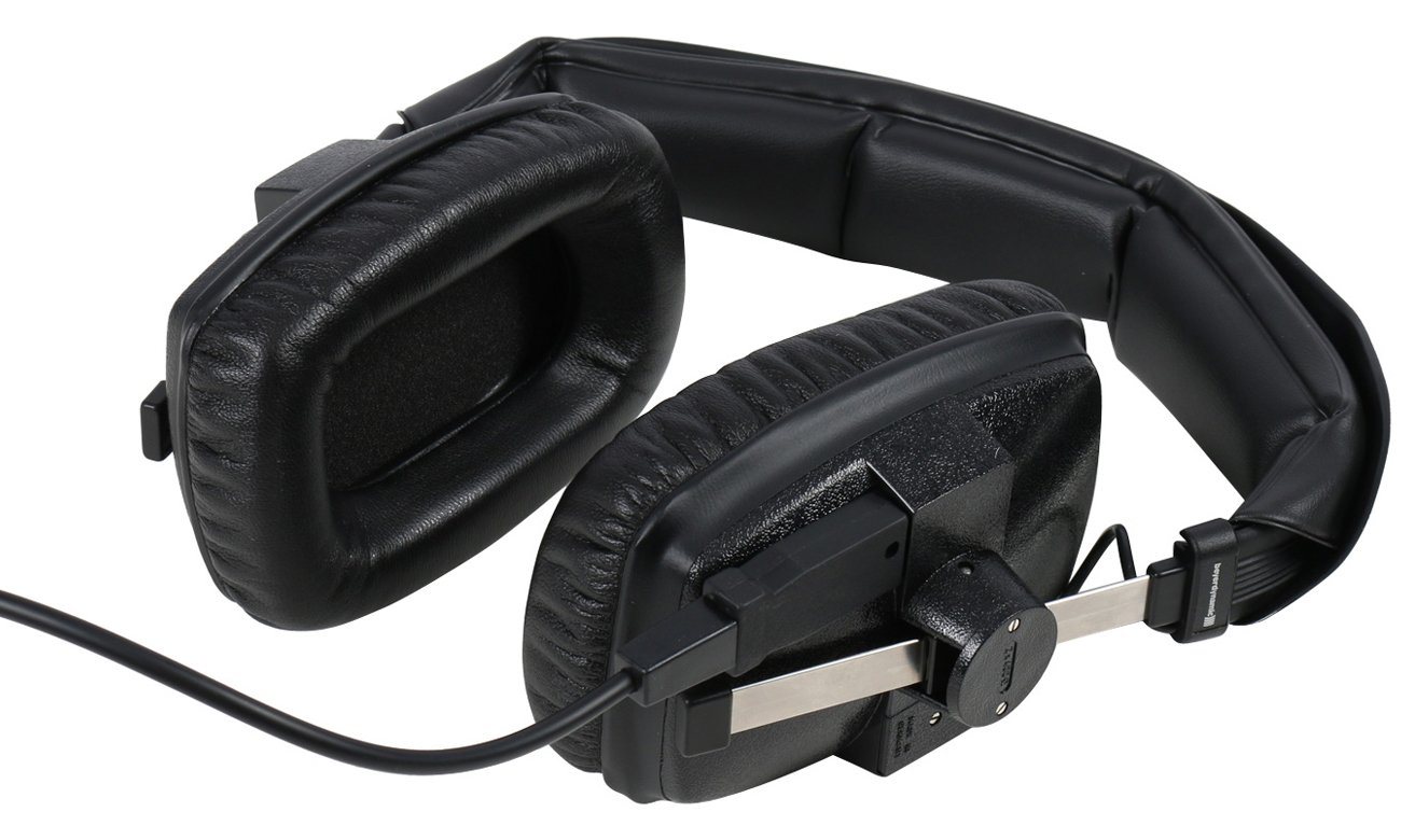 Wytrzymała konstrukcja słuchawek Beyerdynamic DT 100