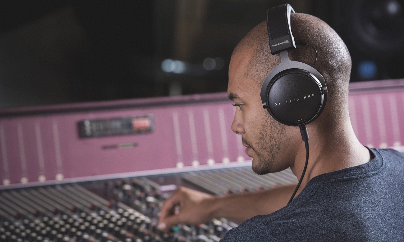 Konstrukcja profesjonalnych słuchawek Beyerdynamic DT 1770 Pro