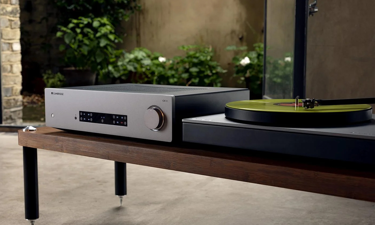 Zintegrowany wzmacniacz stereo Cambridge Audio CXA81