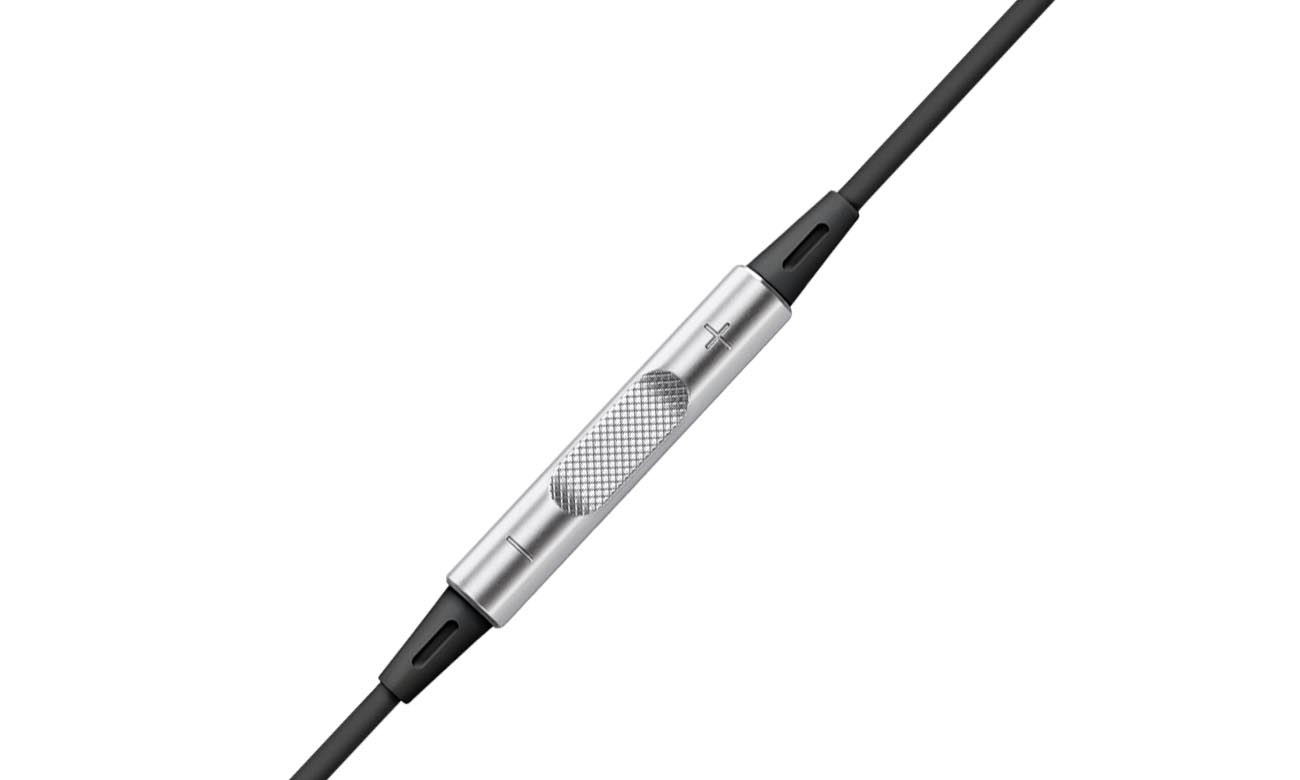 Przewód z 3-przyciskowym pilotem i mikrofonem w AH-C621R Black