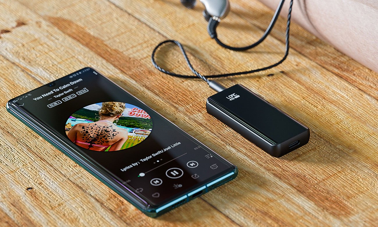 Słuchawkowy adapter Bluetooth z NFC FiiO BTR5