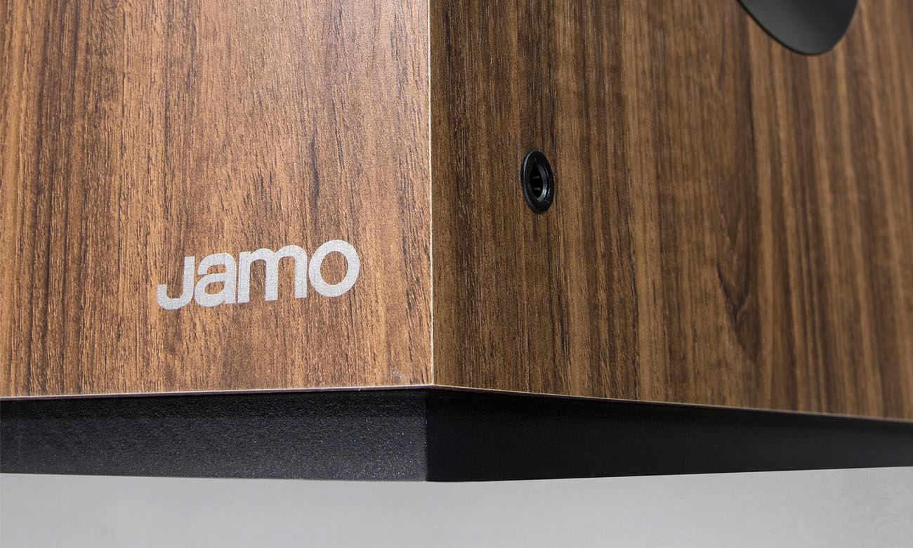 Nowoczesny subwoofer Jamo S810 SUB Walnut