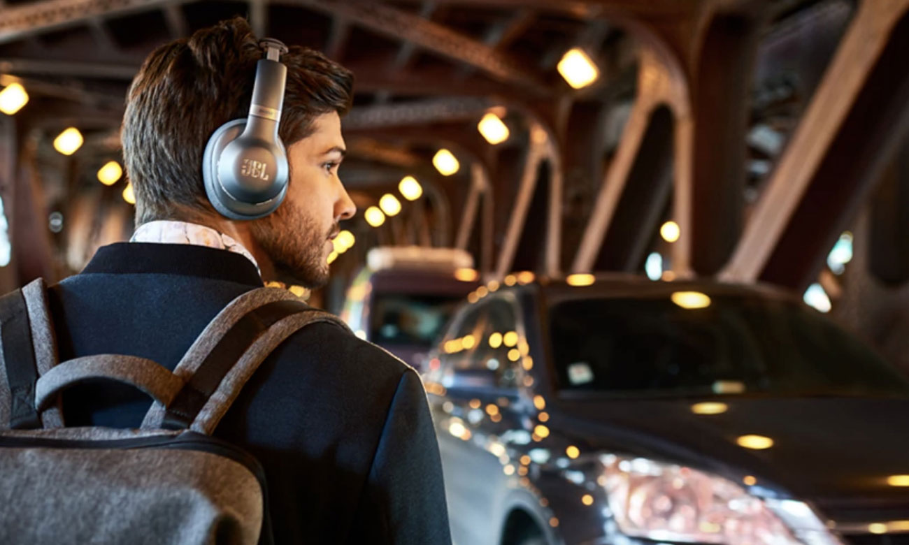 Tłumienie hałasów w słuchawkach JBL EVEREST 750NC STE