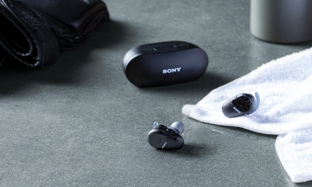 Pojemna bateria i wygoda z bezprzewodowymi słuchawkami dokanałowymi Sony WF-SP800N