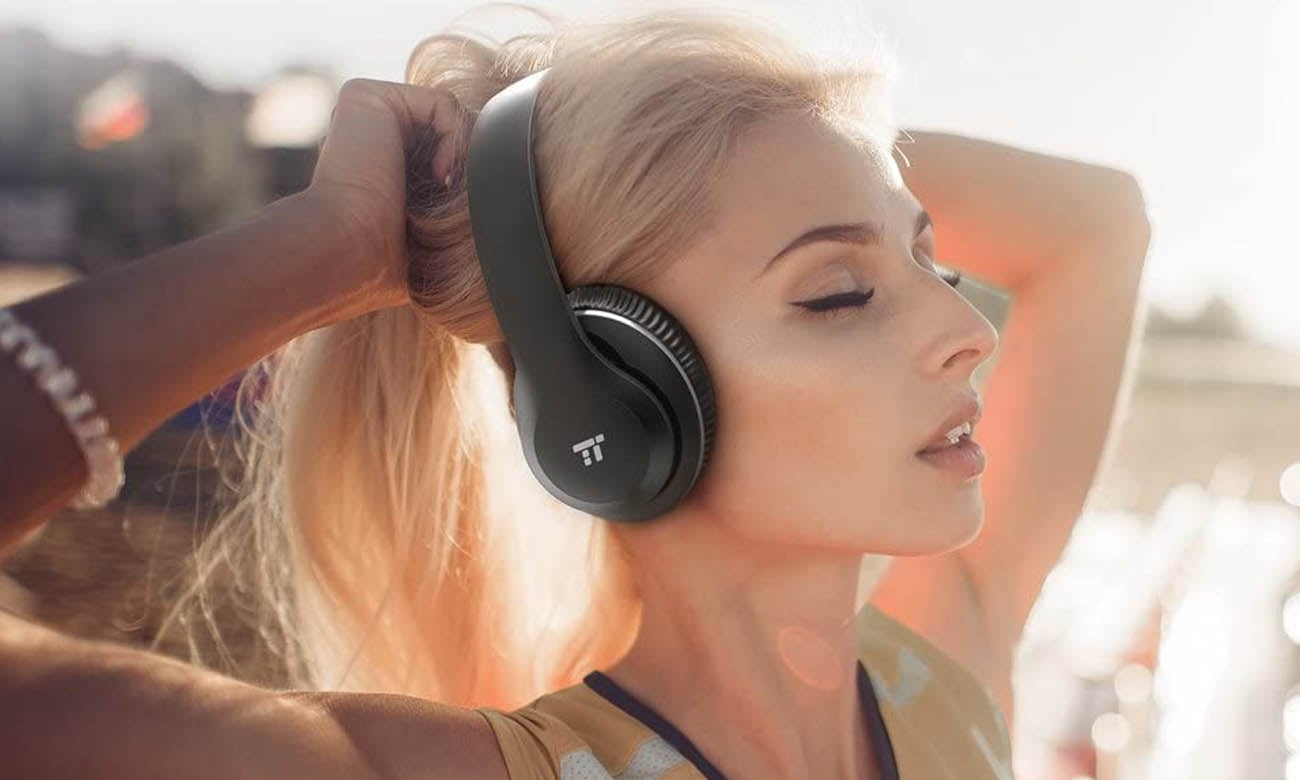 wokółuszne słuchawki TaoTronics TT-BH028