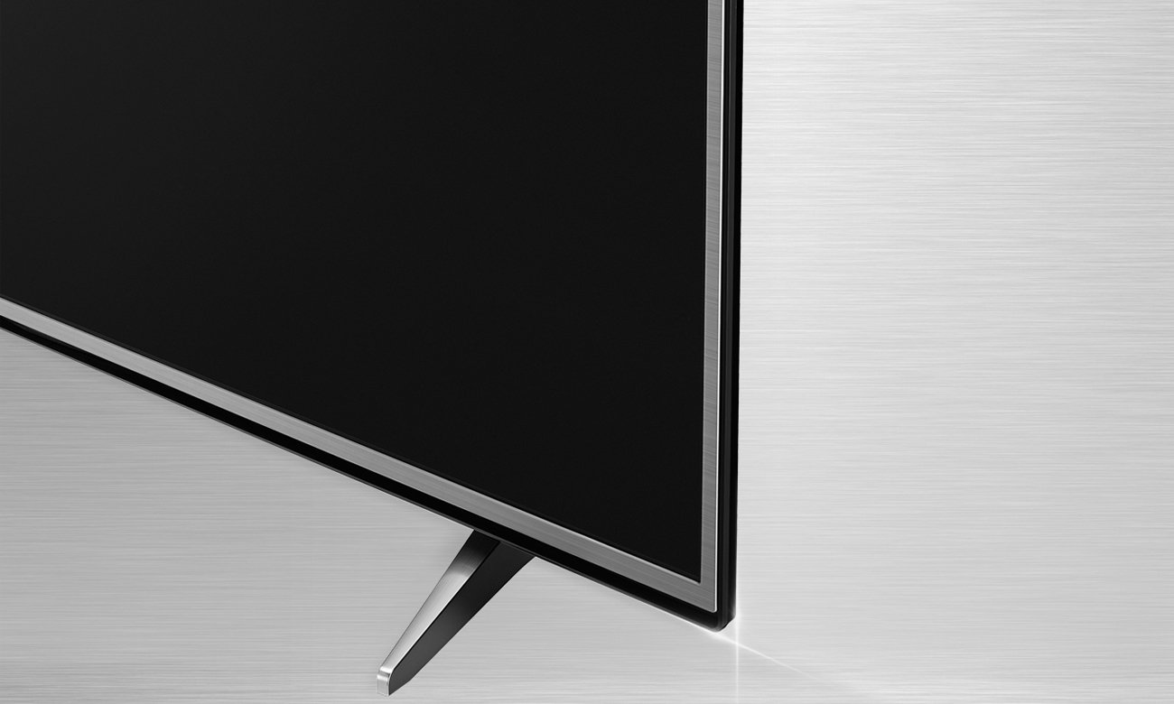 Elegacka, metalowa konstrukcja telewizora 55UH605V LG