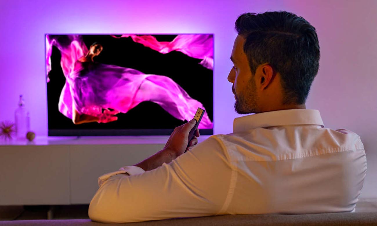 Asystent Google w Philips 65OLED903