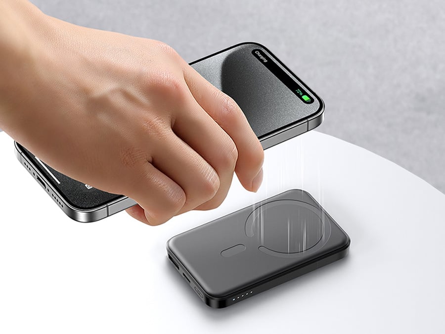 Powerbank Joyroom JR-W020 Mini 5000mAh USB-A USB-C indukcyjny 20W - czarny + kabel USB-C / USB-C