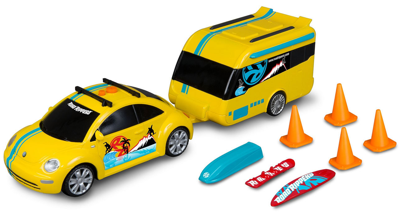 dumel Toy State Beetle with Caravan