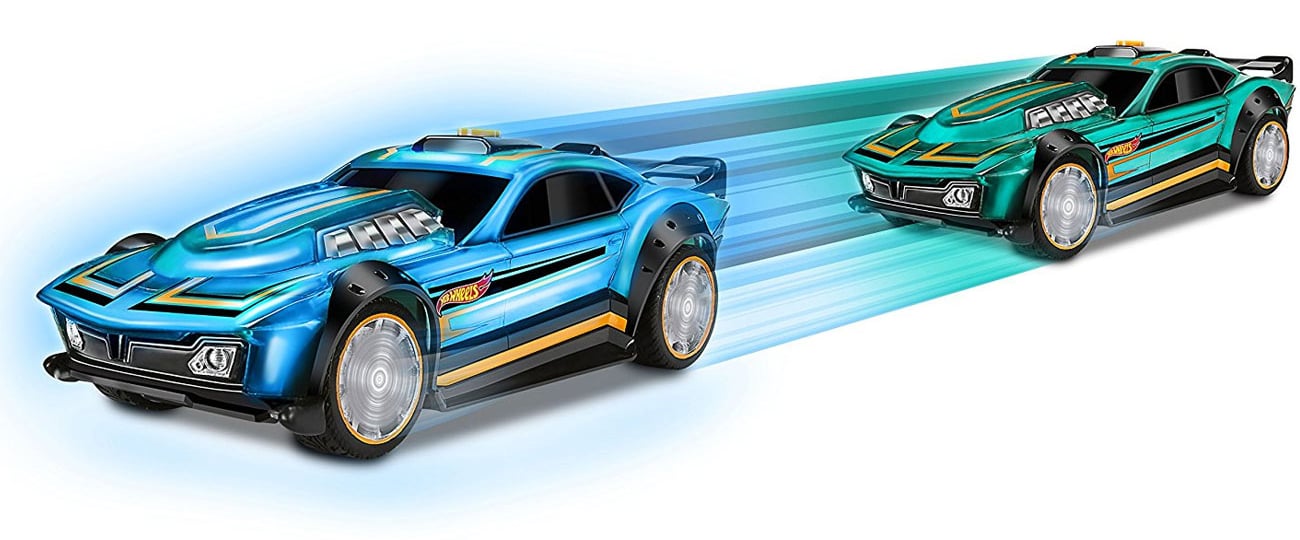 pilot do Hot Wheels auto RC Hyper Racer 90441