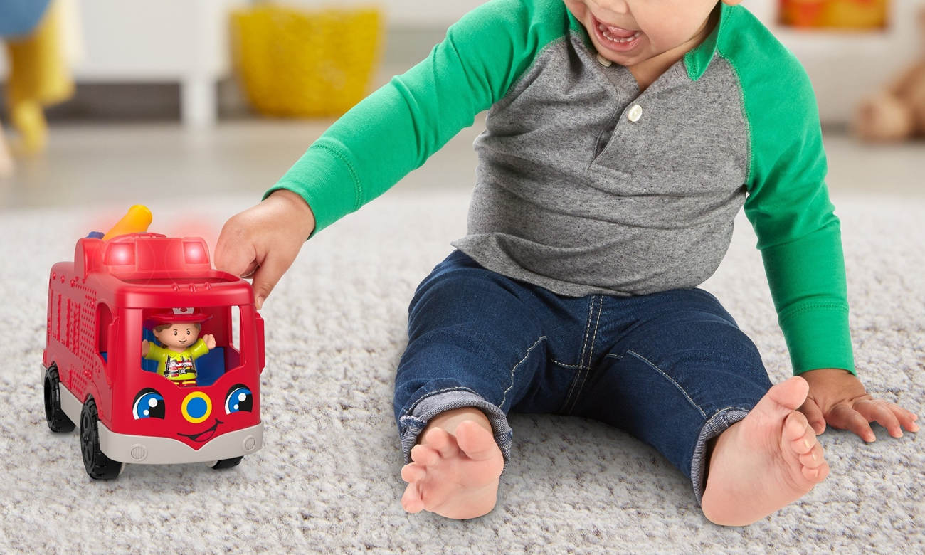 Fisher Price Little People Wóz strażacki Małego Odkrywcy