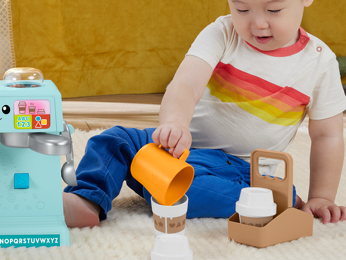 Fisher-Price „Ucz się i śmiej!” Edukacyjny ekspres do kawy PL HYT01