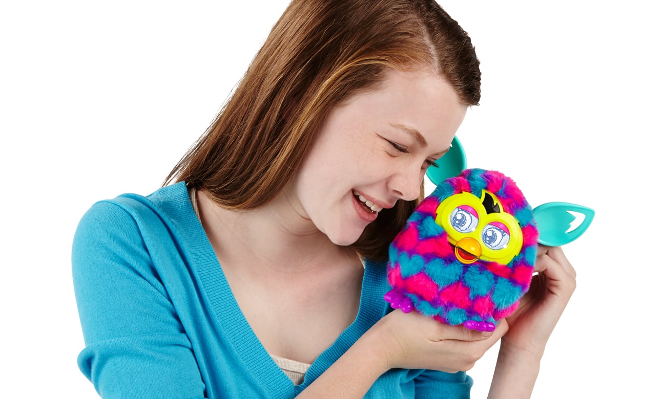 Hasbro Furby Boom Różowe serduszka