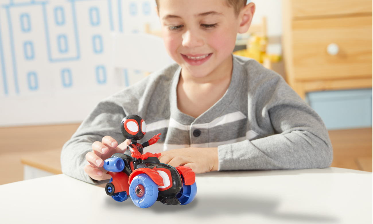 Hasbro Spider-Man Pojazd Techno Racer + figurka