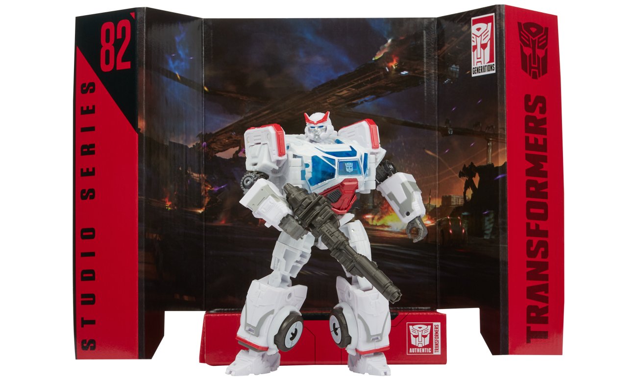 figurka transformers ratchet