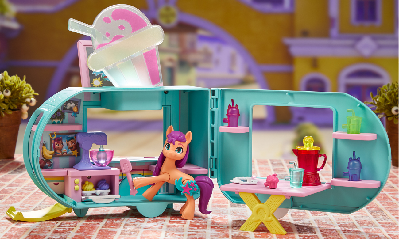 Hasbro My Little Pony Smoothie Truck Sunny Starscout
