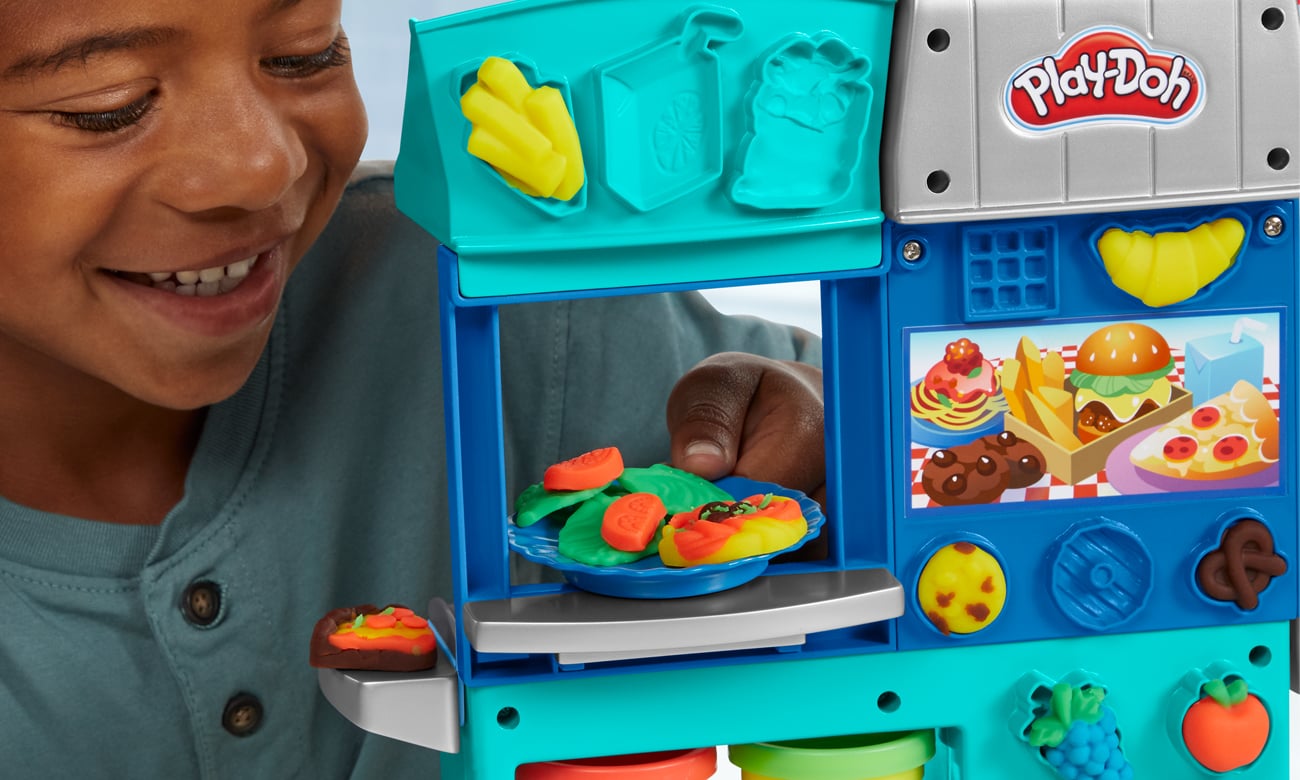 zestaw play doh do zabawy w kucharza