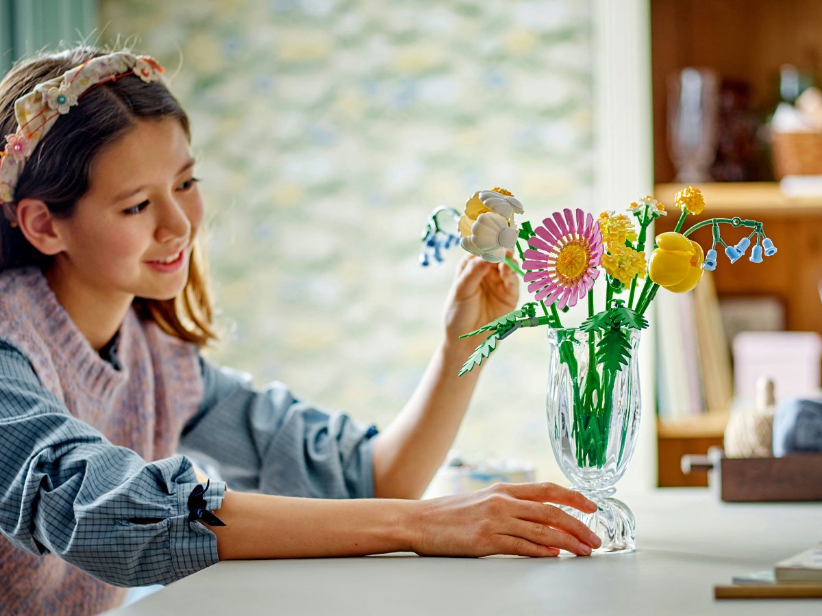 LEGO Botanicals 10347 Mały bukiet żółtych kwiatów