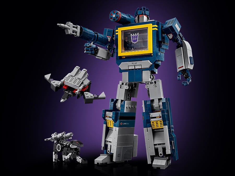 LEGO® Icons Transformers: Soundwave 10358
