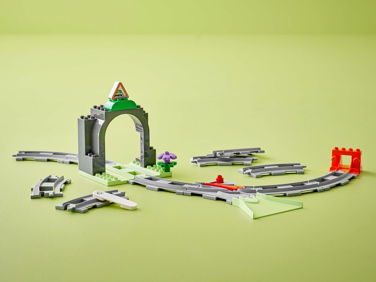 LEGO DUPLO 10425 Eisenbahntunnel und Schienen