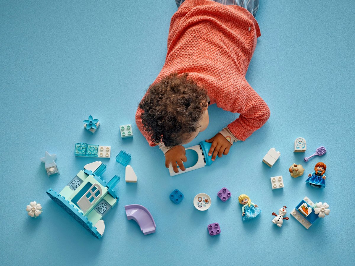 LEGO DUPLO 10455 Przyjęcie w lodowym zamku Anny i Elzy