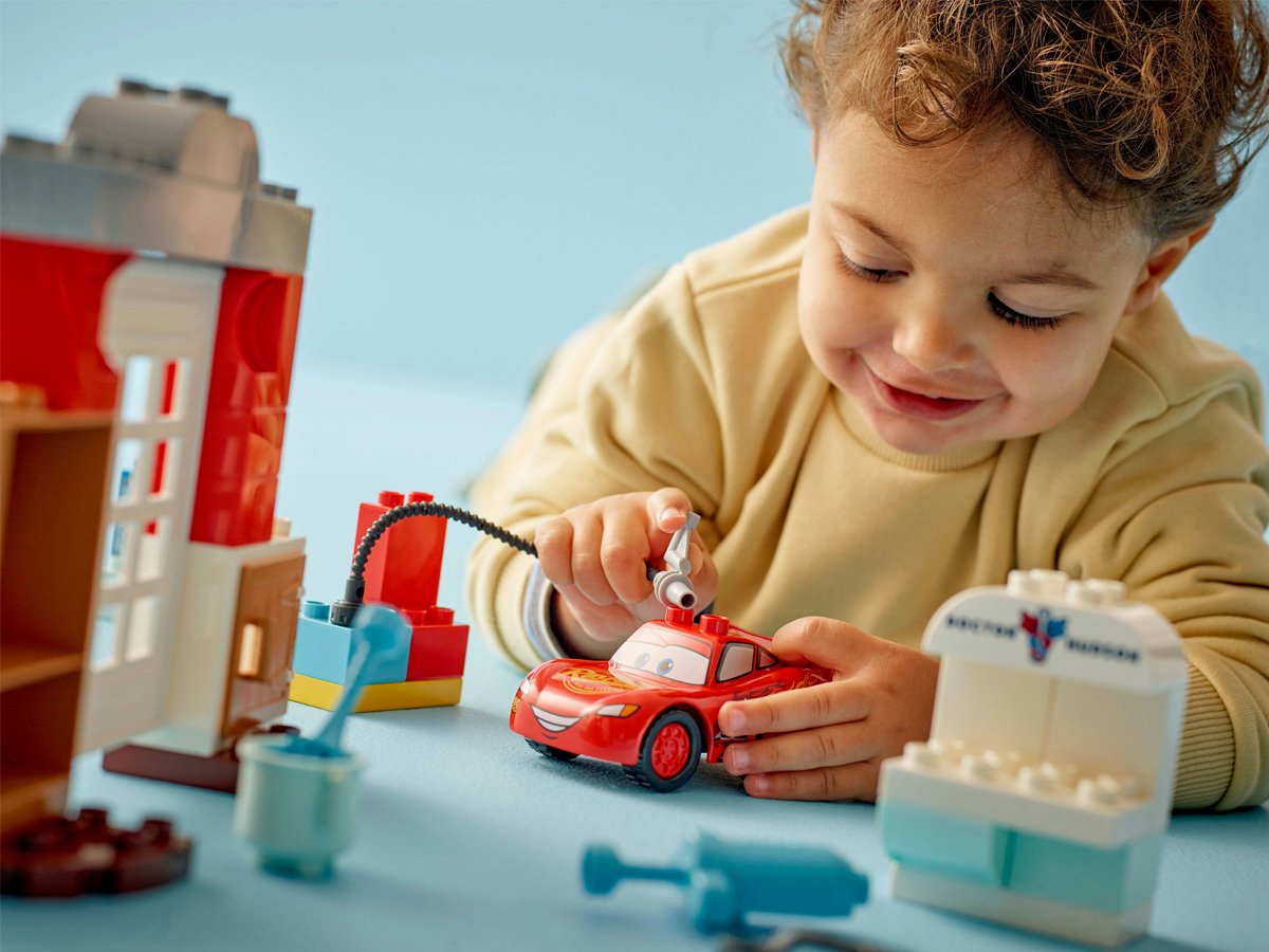 LEGO DUPLO 10456 Wizyta Mcqueena w warsztacie wójta