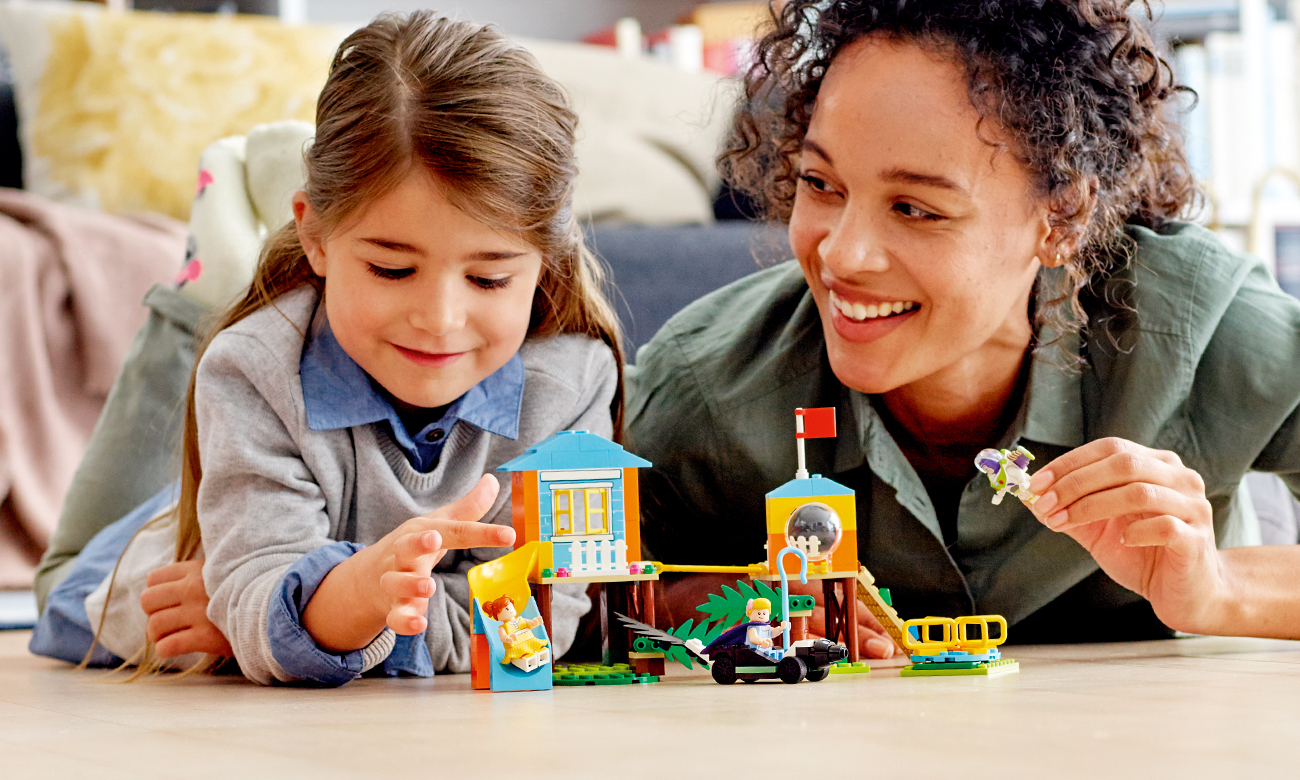 lego toy story zestaw z placem zabaw