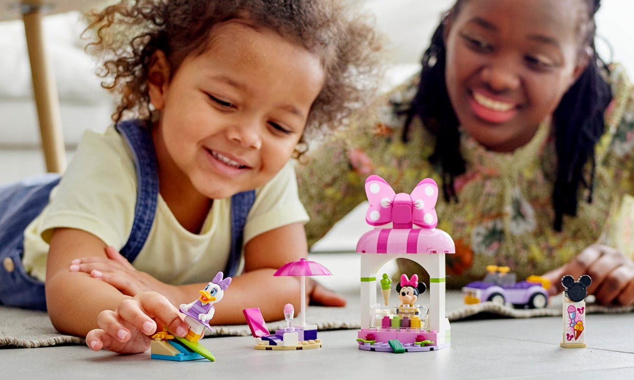 LEGO Disney 10773 Sklep z lodami Myszki Minnie - Klocki LEGO® - Sklep ...