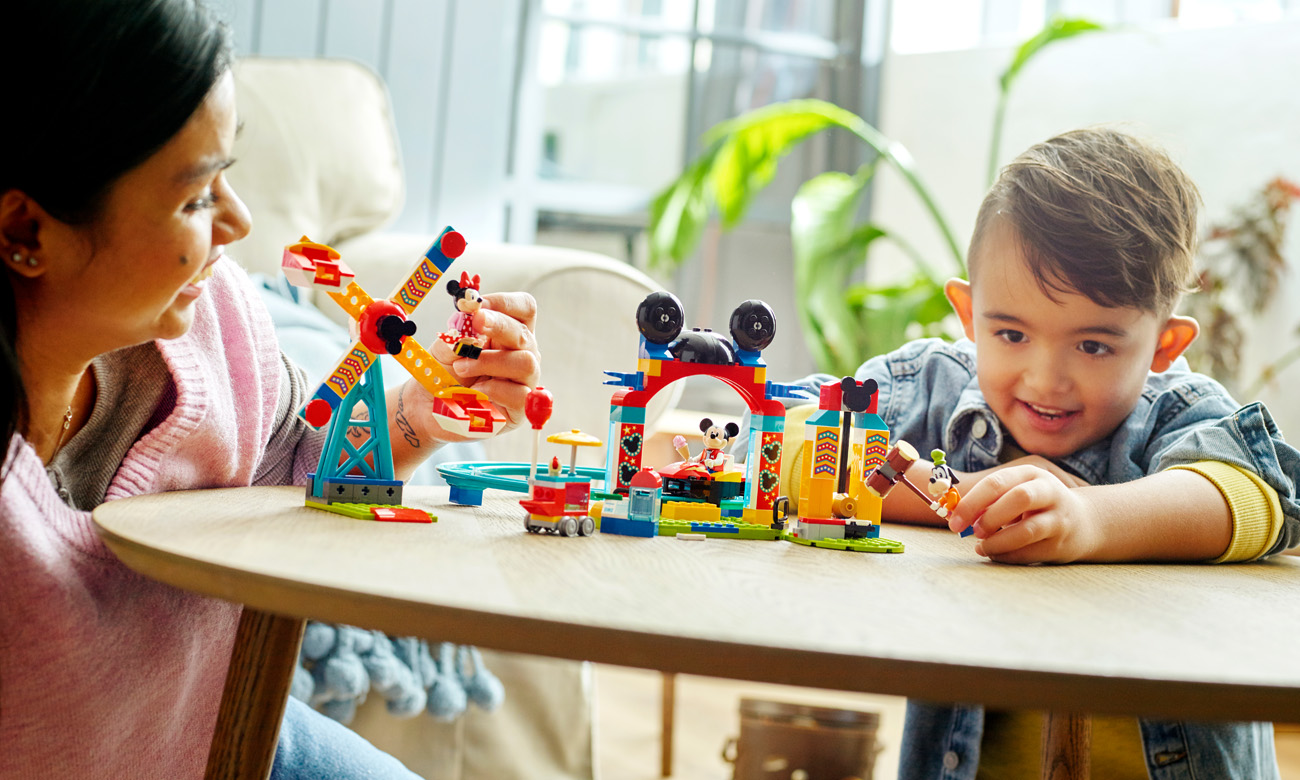 LEGO Disney 10778 Myszka Miki w wesołym miasteczku - Klocki LEGO ...