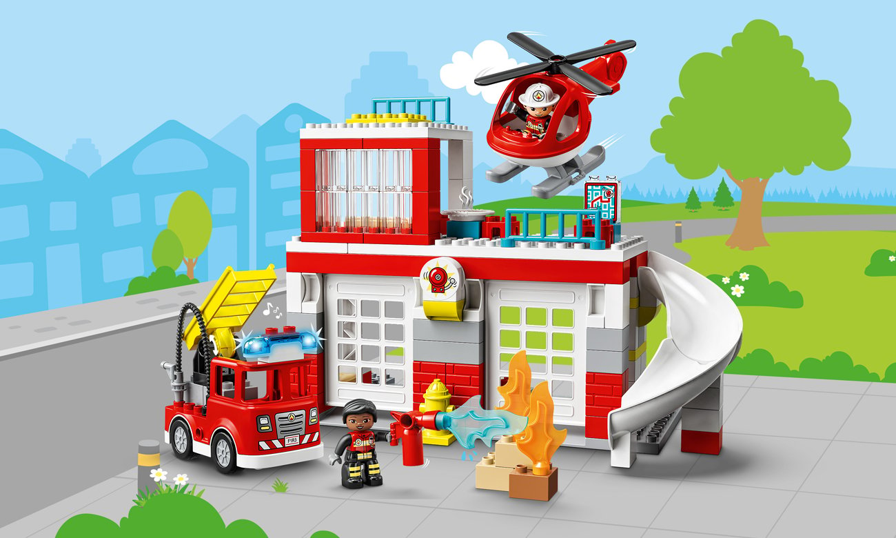 LEGO DUPLO Remiza strażacka i helikopter