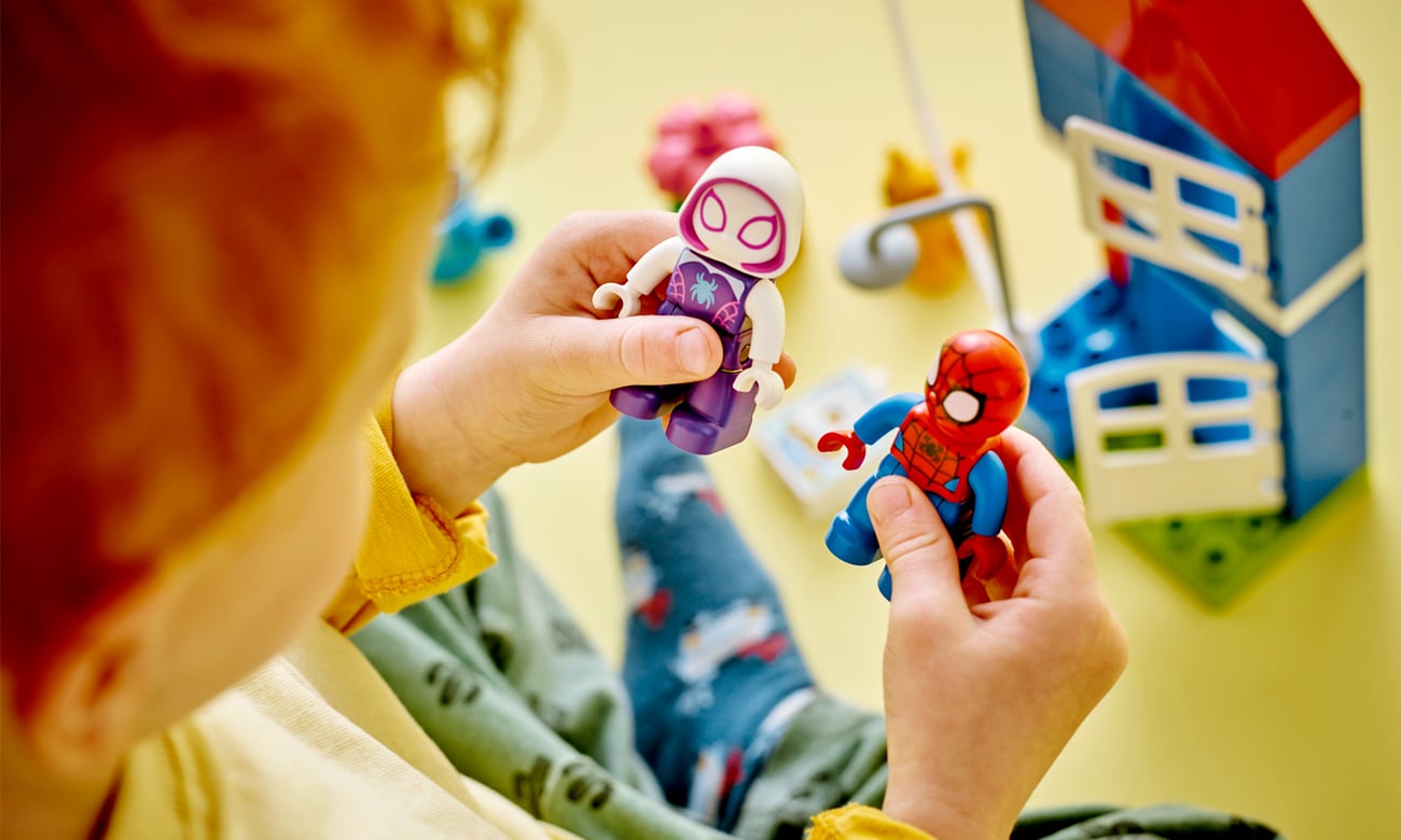 zestaw klocków lego duplo ze spidermanem