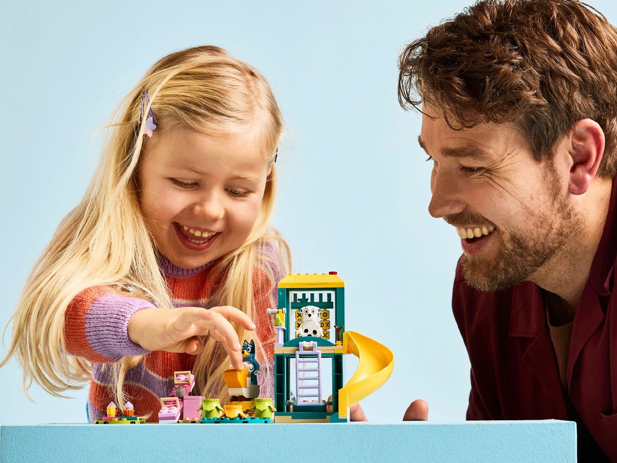 LEGO Bluey 11201 Blue i Łatko na placu zabaw