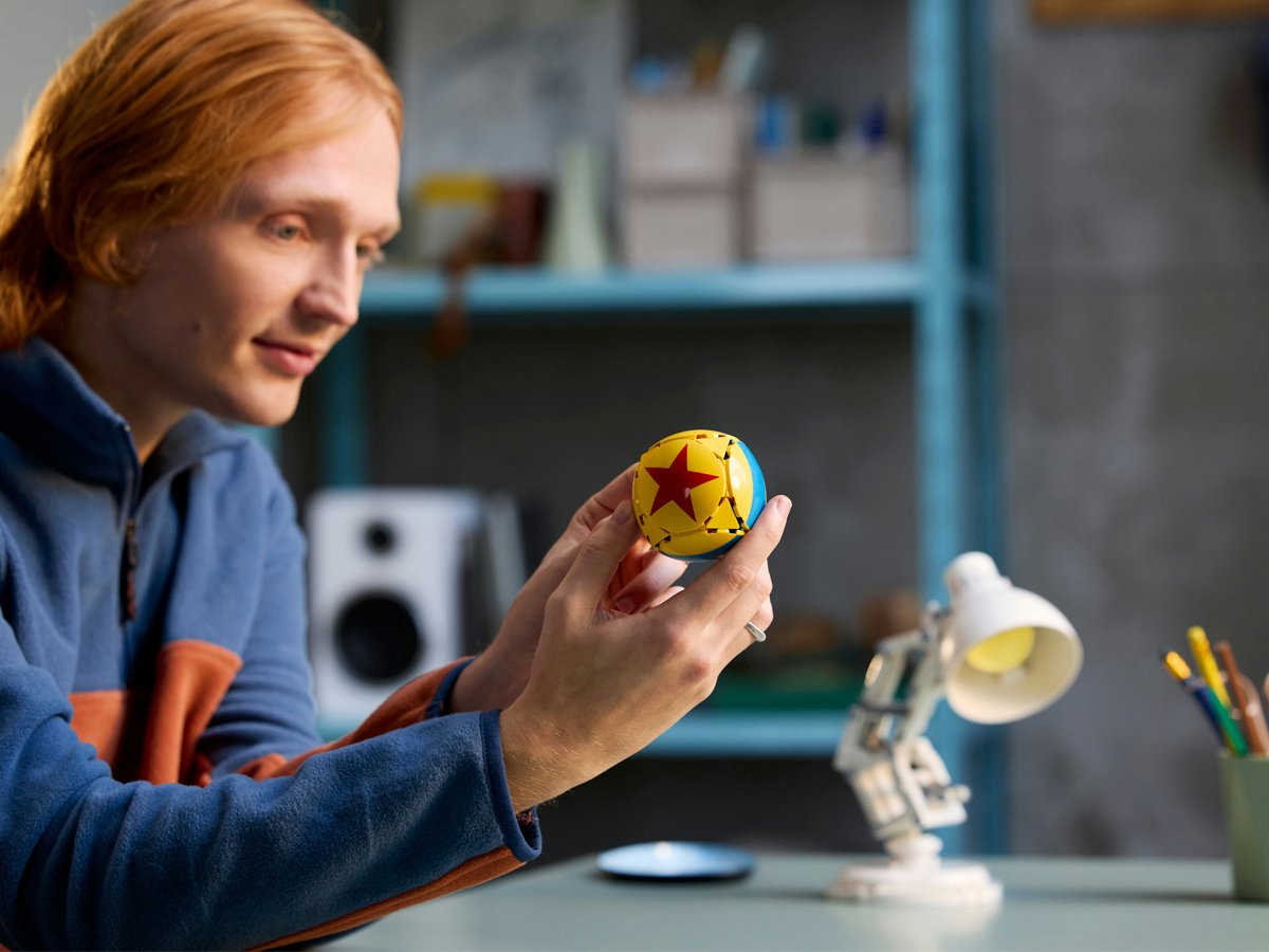 LEGO Ideas 21357 Disney Pixar Luxo Jr.