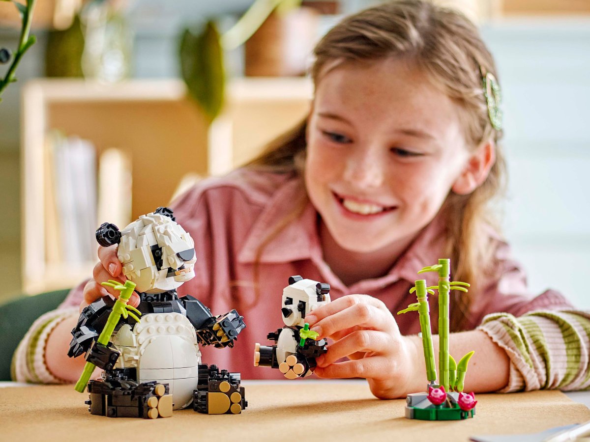 LEGO® Creator 3-in-1 Wilde Tiere: Pandafamilie 31165