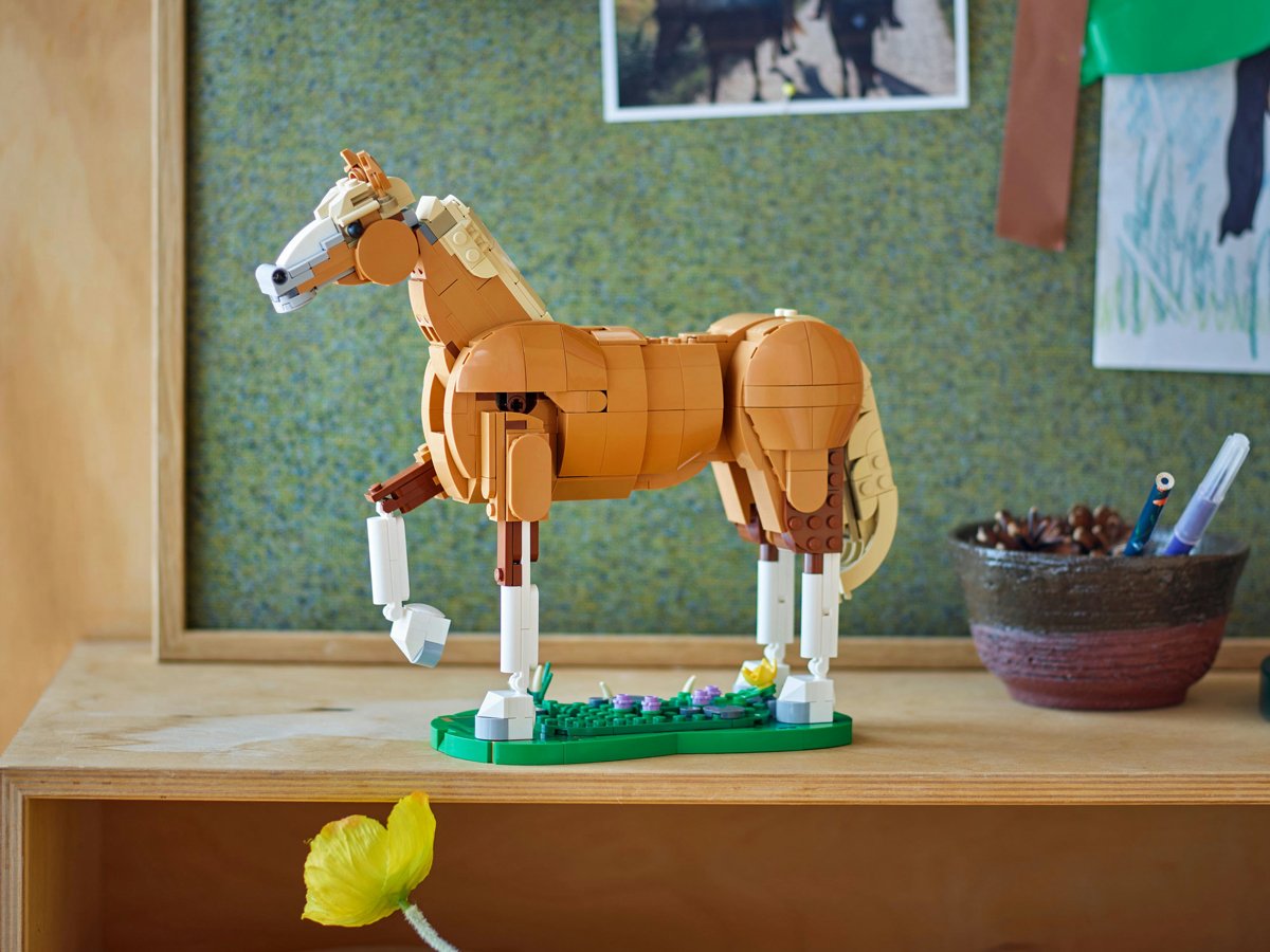 LEGO Creator 31166 Piękny koń
