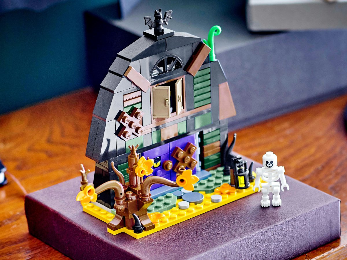 LEGO Iconic 40721 Halloweenowa stodoła