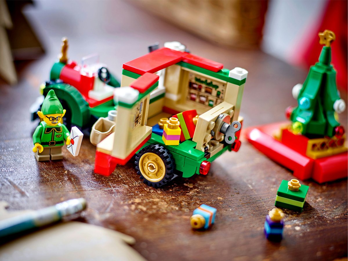 LEGO Iconic 40746 Ciężarówka świętego mikołaja