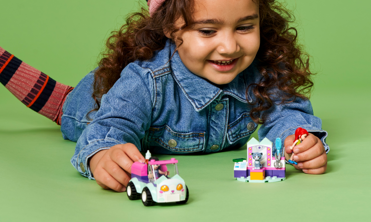 lego juniors friends