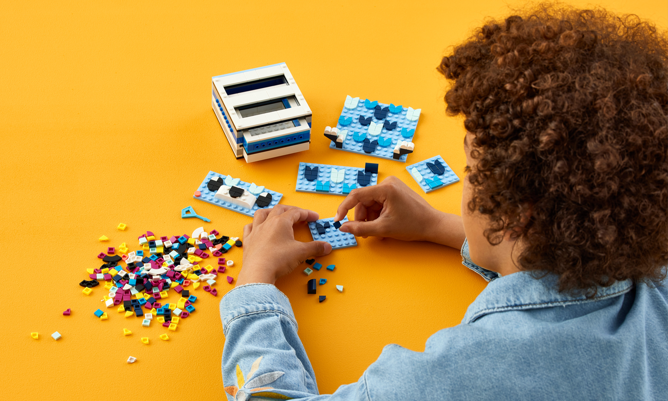 pudełko z klockow lego