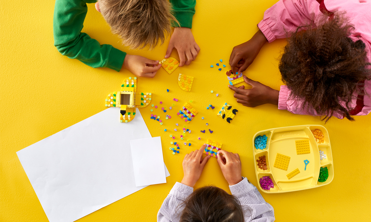 bransoletka z klocków lego