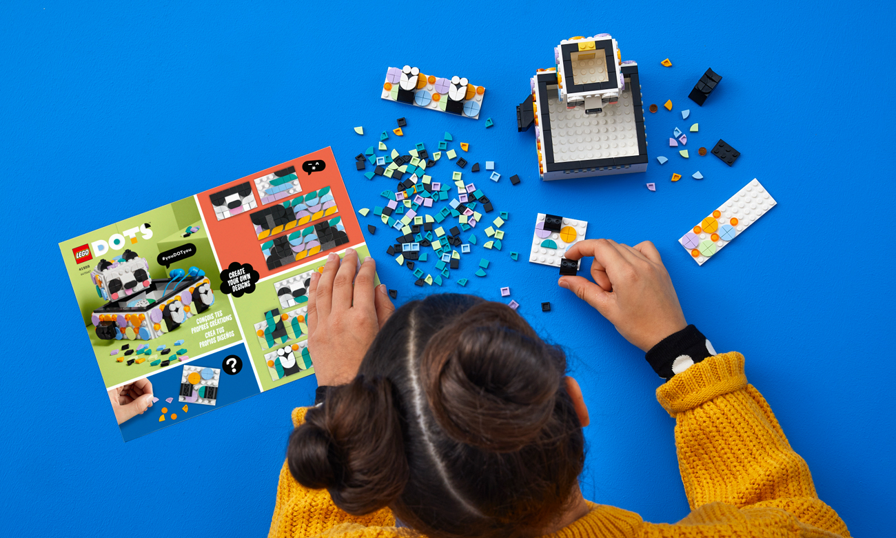 pudełko z klocków lego