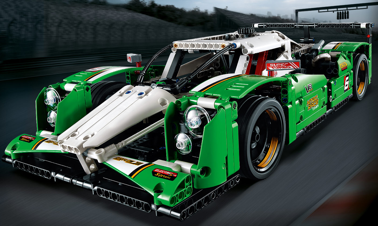 LEGO Technic Superszybka wyścigówka 42039