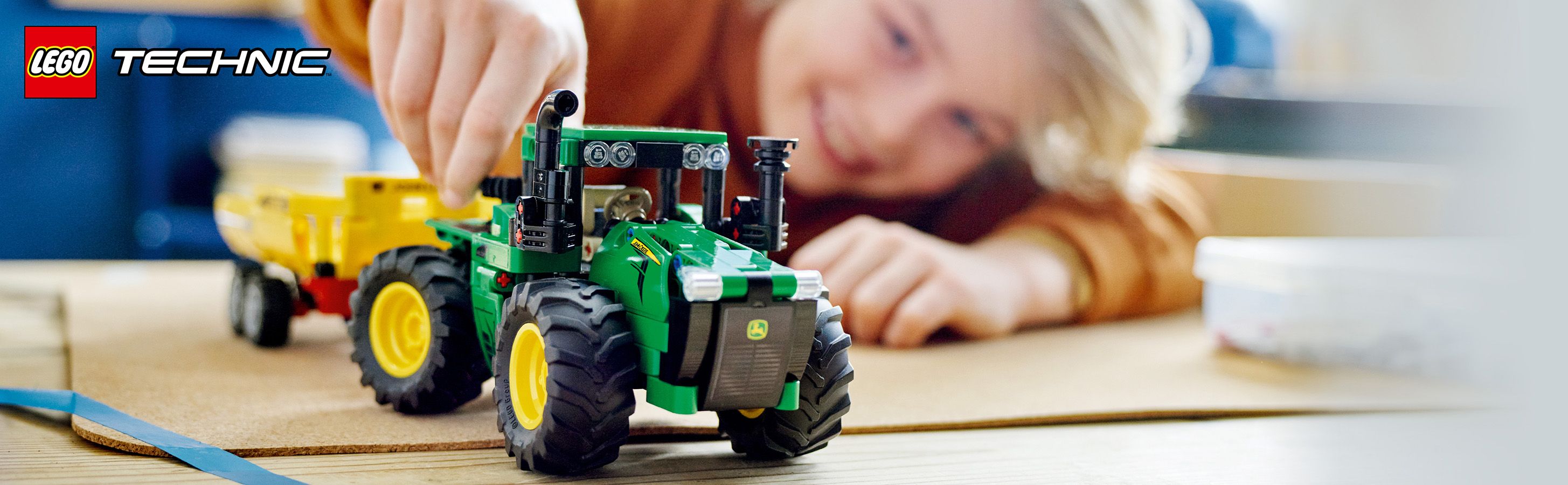 Świetny ciągnik John Deere dla dzieci