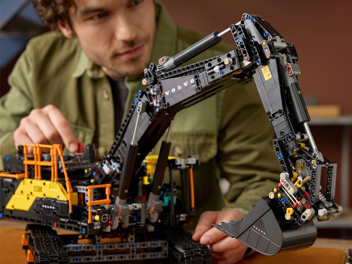 LEGO Technic 42215 Koparka Volvo ec500 hybrid