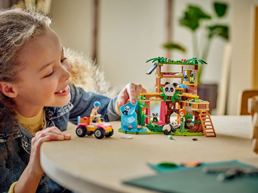 LEGO Friends Opieka nad pandami w rezerwacie 42648 zabawa