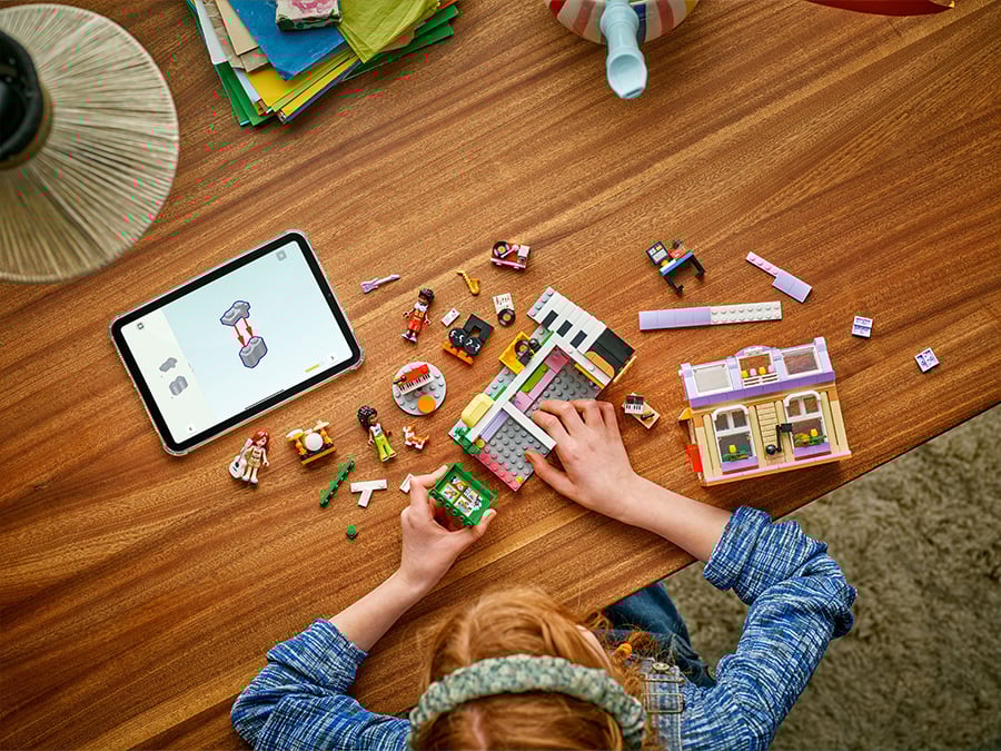 LEGO Friends Sklep muzyczny i mieszkanie 42653 składanie