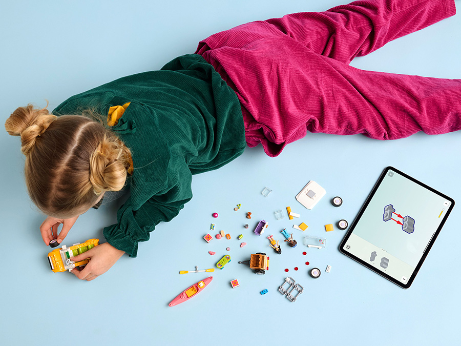 LEGO Friends Samochodowa wycieczka przyjaciółek 42659 skladanie